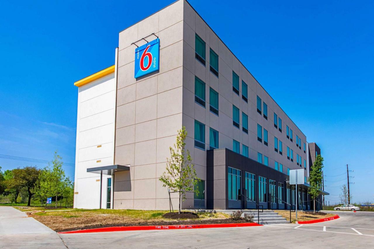 Motel 6 Austin Airport Esterno foto